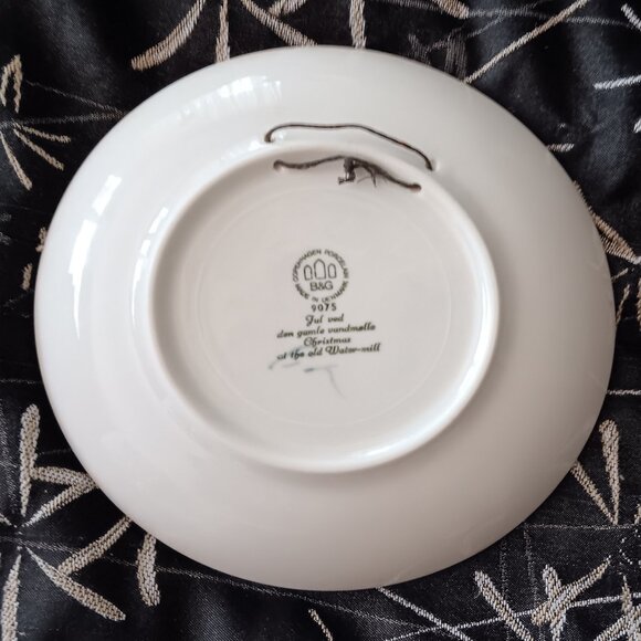 JULE AFTER 1975 B&G BING & GRONDAHL COPENHAGEN DENMARK PLATE OLD WATER MILL - Picture 4 of 5